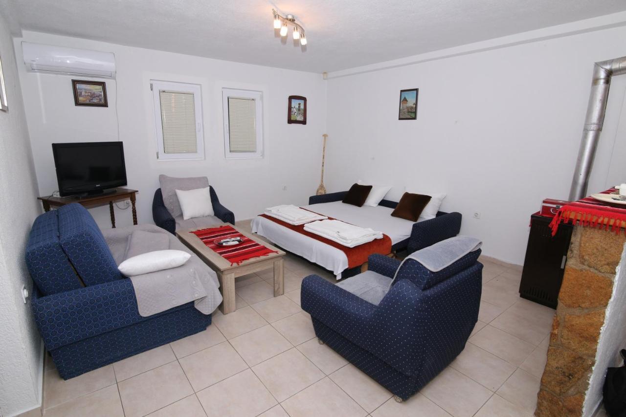 Villa Vesna 벨레스 외부 사진
